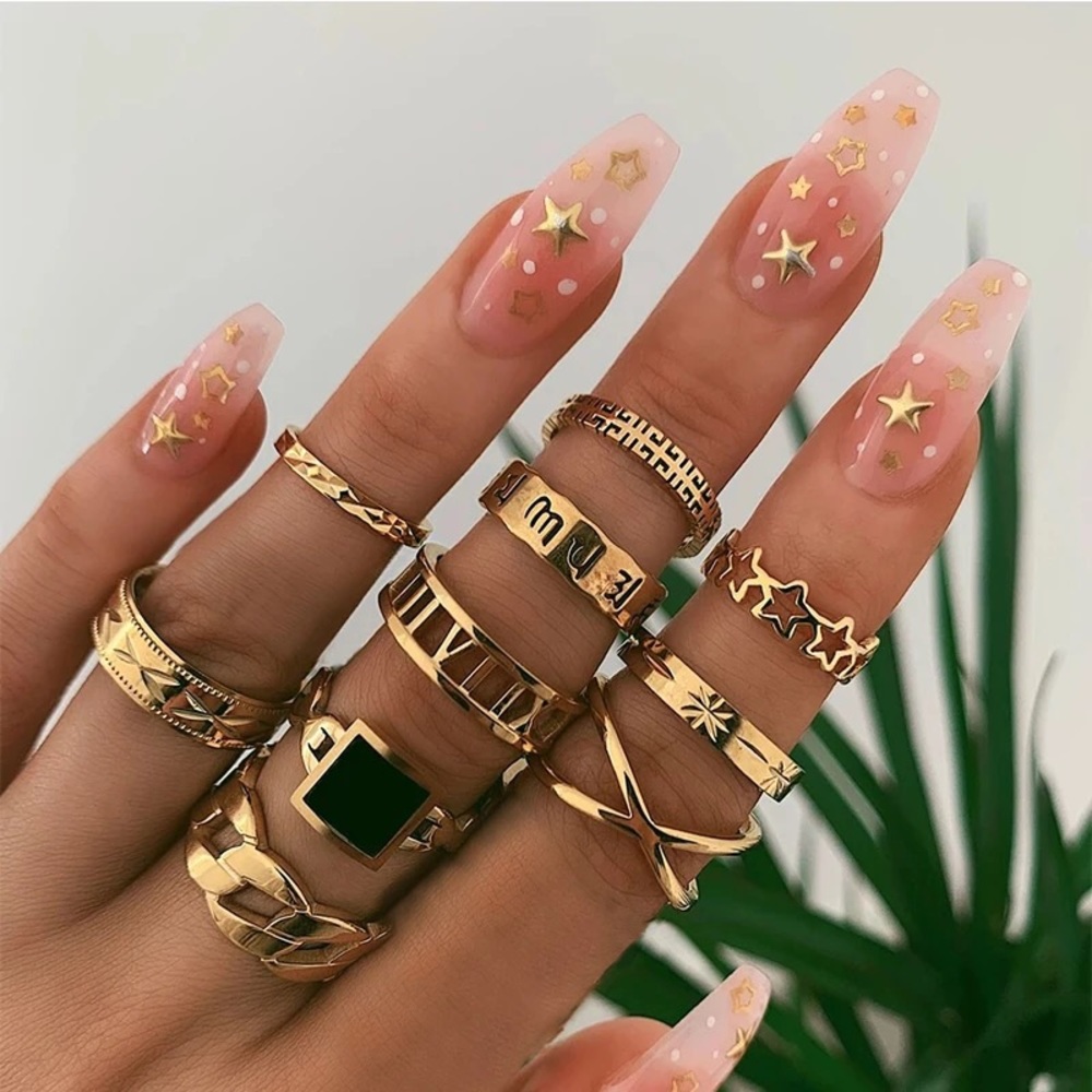3/$25 ⚡️stackable bohemian ring set